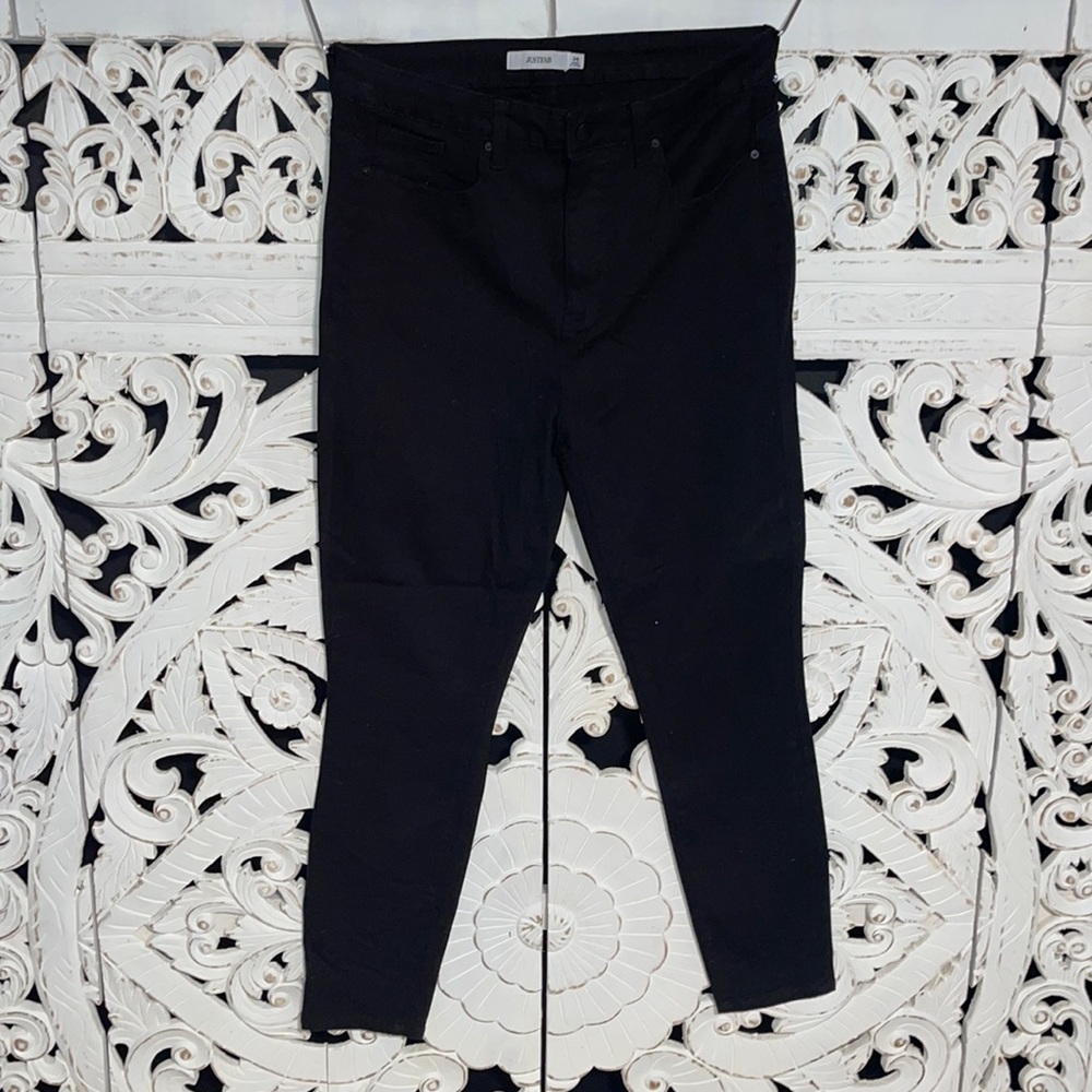 JustFab Black Skinny Jean